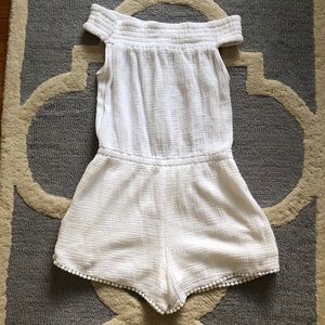 White beach romper with pockets